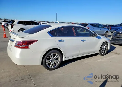 2013 Nissan Altima 3.5S z USA, uszkodzony, nr VIN 1N4BL3AP1DC105251